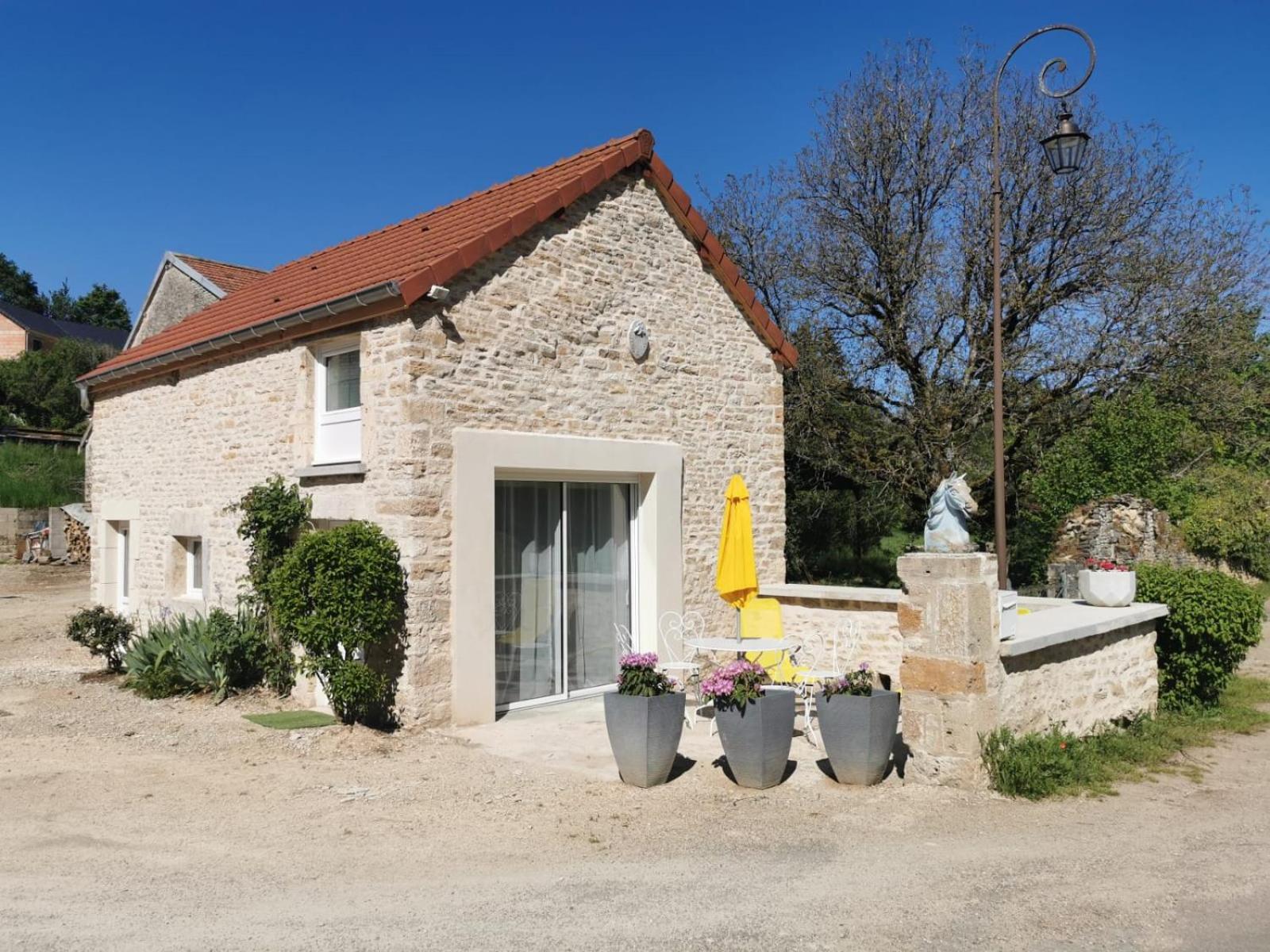 Gites Les Ecuries Saserang Mouilleron Luaran gambar